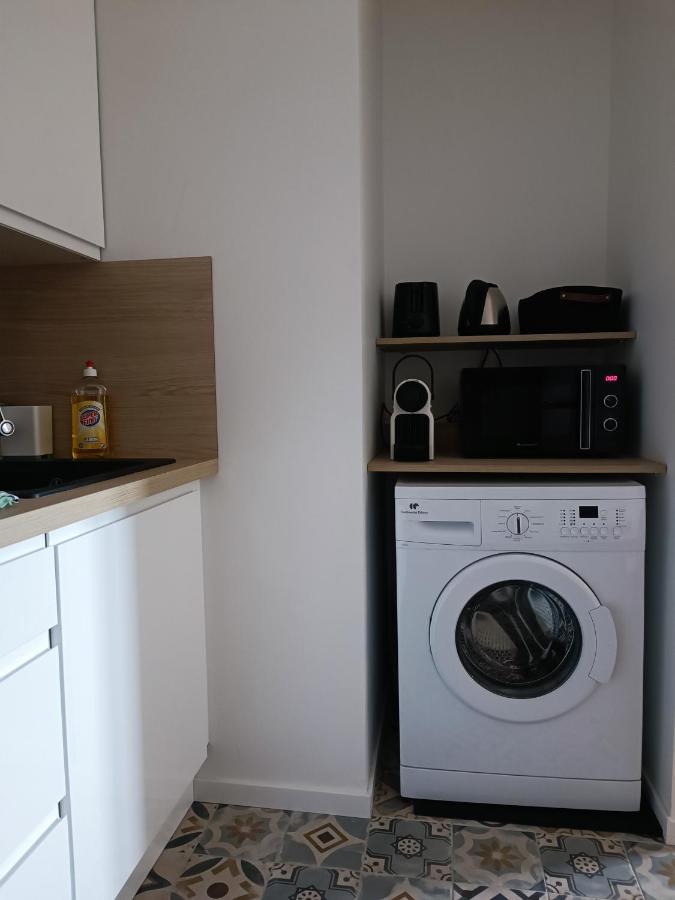 Apartment Immeuble Centre Saint-Medard-de-Guizieres